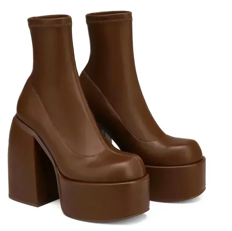 Bottines de créateur pour femm - Chelsea Boots Suede avis et prix